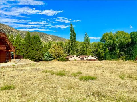Photo of 16509 Mil Potrero Hwy, Pine Mountain Club, CA 93222 (MLS # SR25221907) Photo of 16509 Mil Potrero Hwy, Pine Mountain Club, CA 93222 (MLS # SR25221907)
