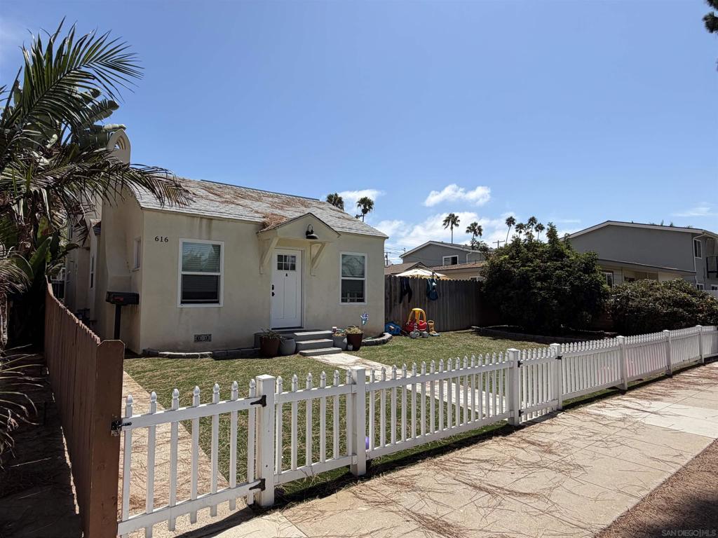 616 N Nevada