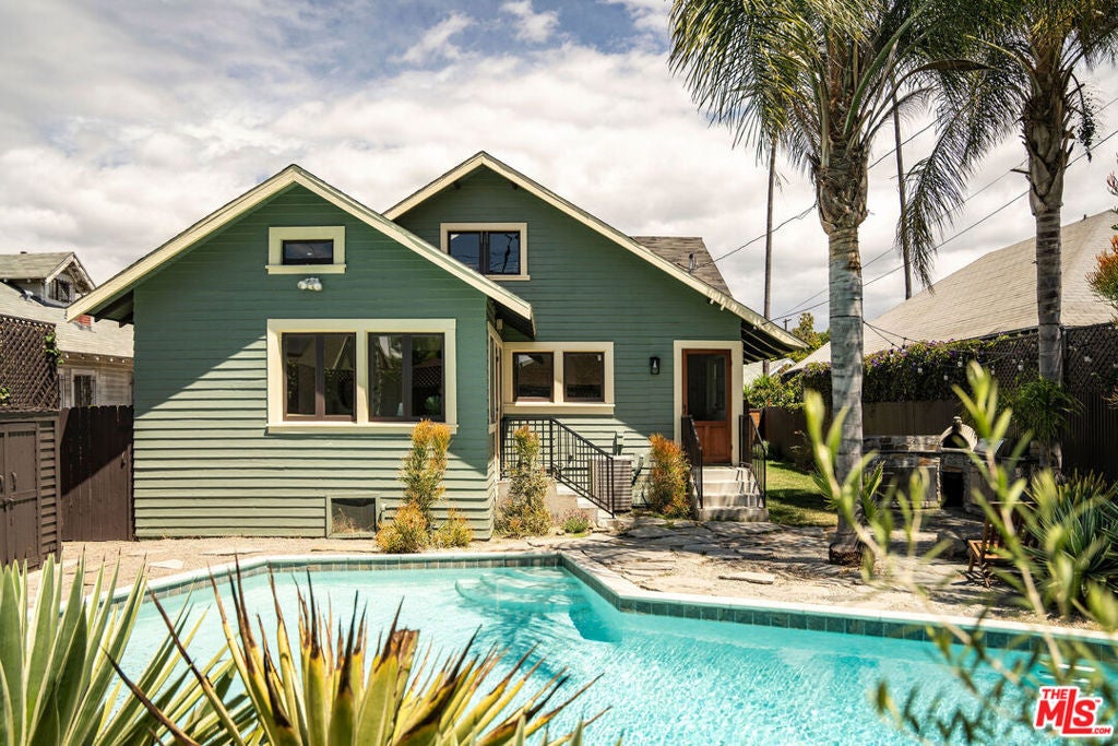 2122 W 29th Street, Los Angeles CA 90018
