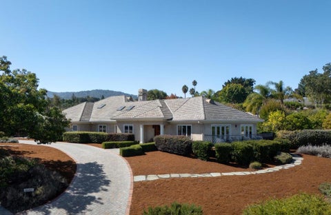 Photo of 26883 Dezahara Way, Los Altos Hills, CA 94022 (MLS # ML82061986)