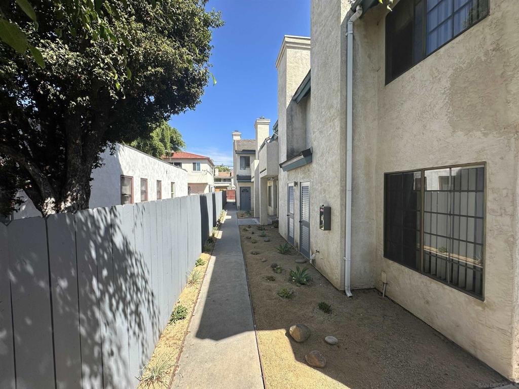 4166 Monroe Avenue