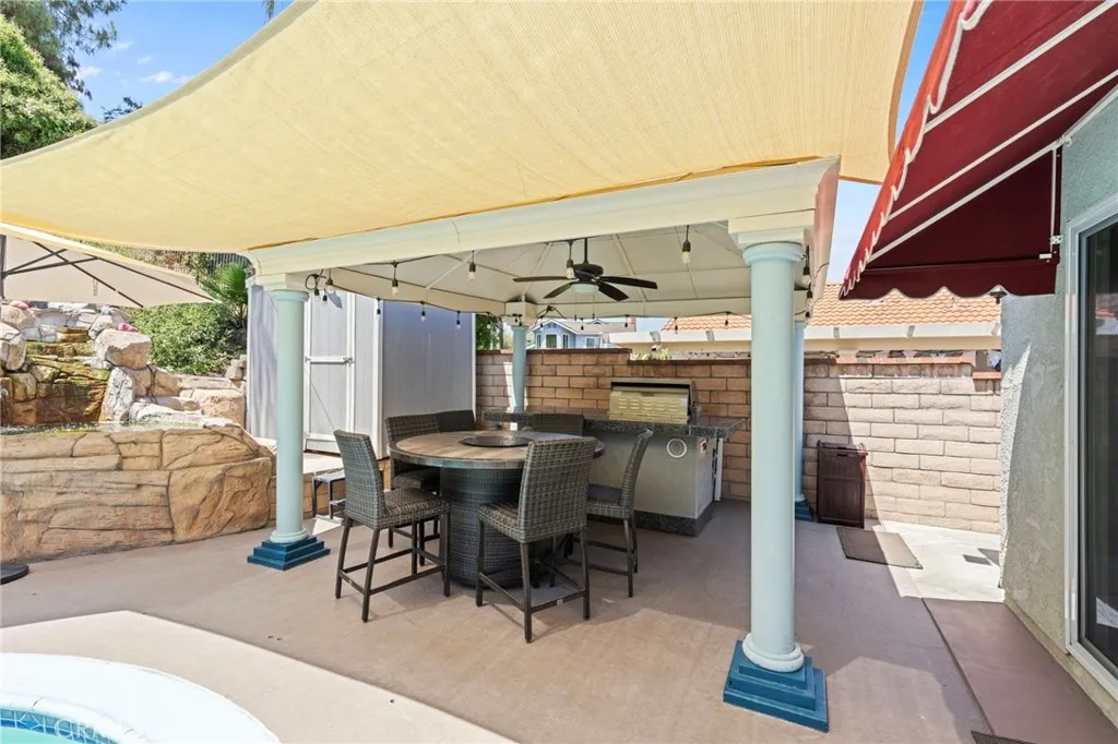 Pomona, California 91766, United States, 4 Bedrooms Bedrooms, ,3 BathroomsBathrooms,Residential,Active,193549