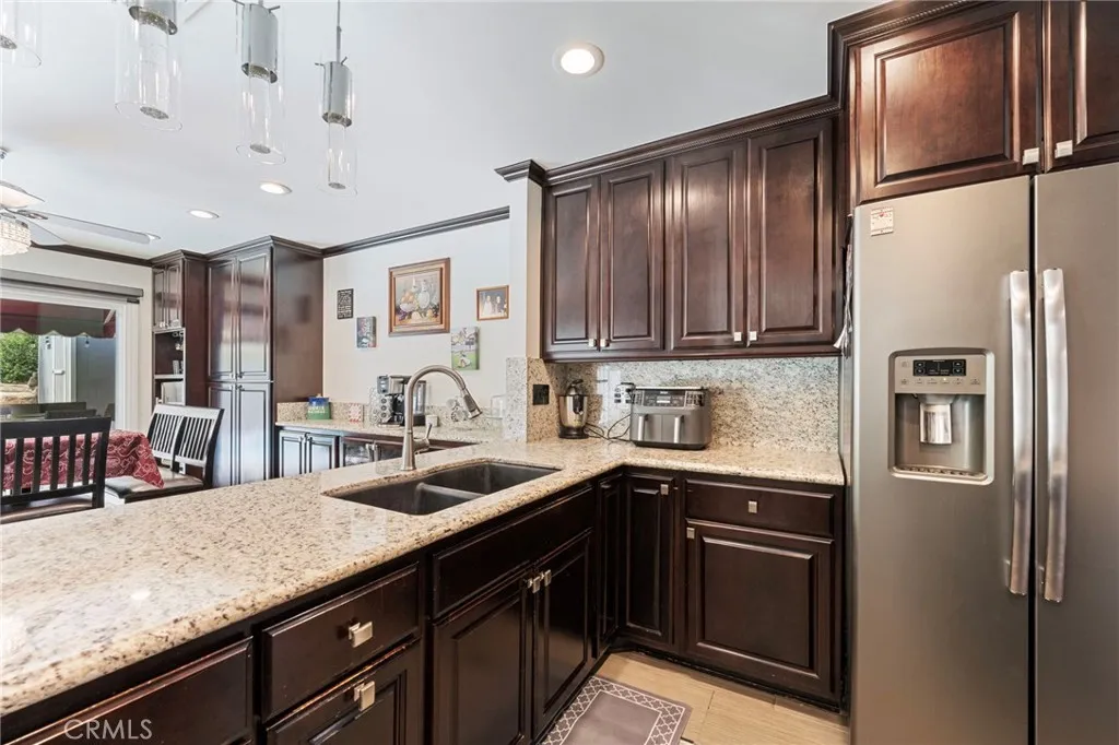 Pomona, California 91766, United States, 4 Bedrooms Bedrooms, ,3 BathroomsBathrooms,Residential,Active,193549