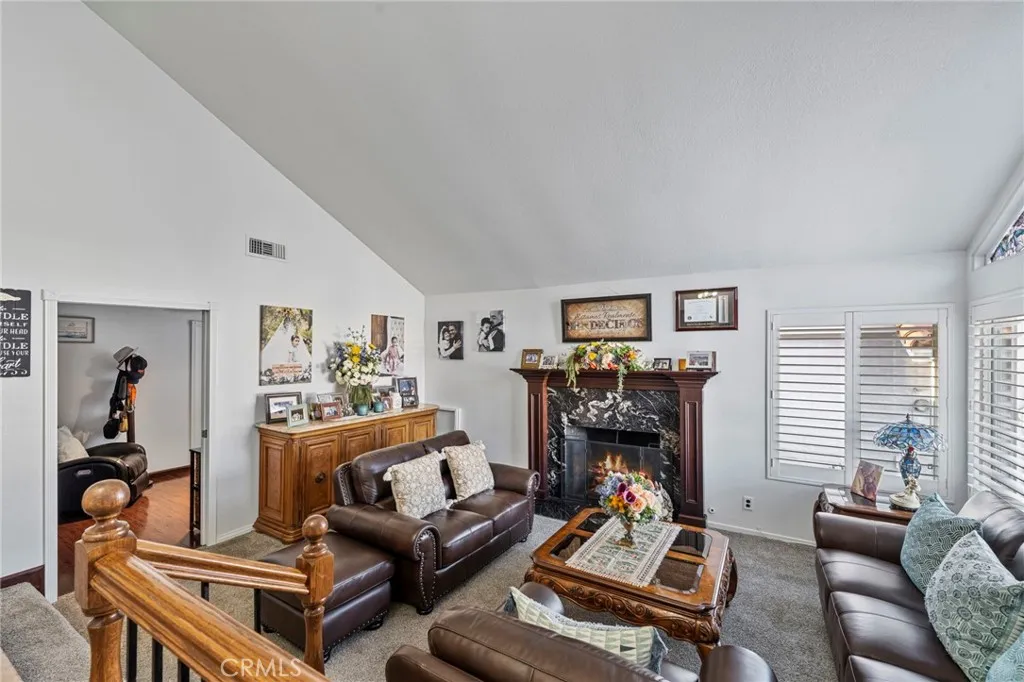 Pomona, California 91766, United States, 4 Bedrooms Bedrooms, ,3 BathroomsBathrooms,Residential,Active,193549