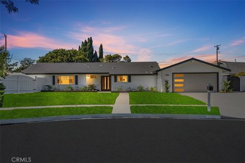 Photo of 14261 Clarissa Ln, North Tustin, CA 92705 (MLS # OC25246361) Photo of 14261 Clarissa Ln, North Tustin, CA 92705 (MLS # OC25246361)