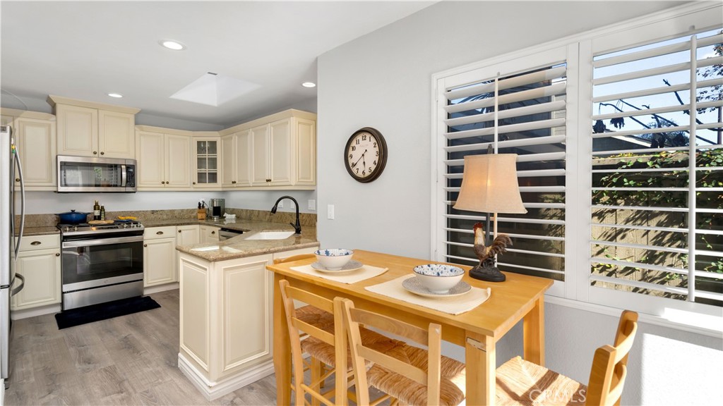 Crossing (CS) - Residential Lease