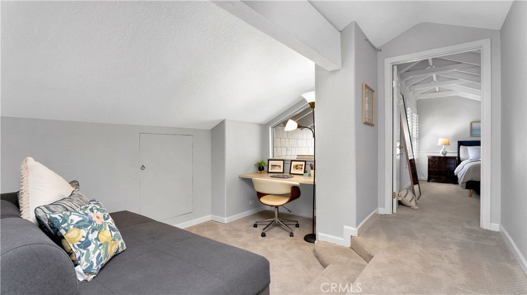 Crossing (CS) - Residential Lease