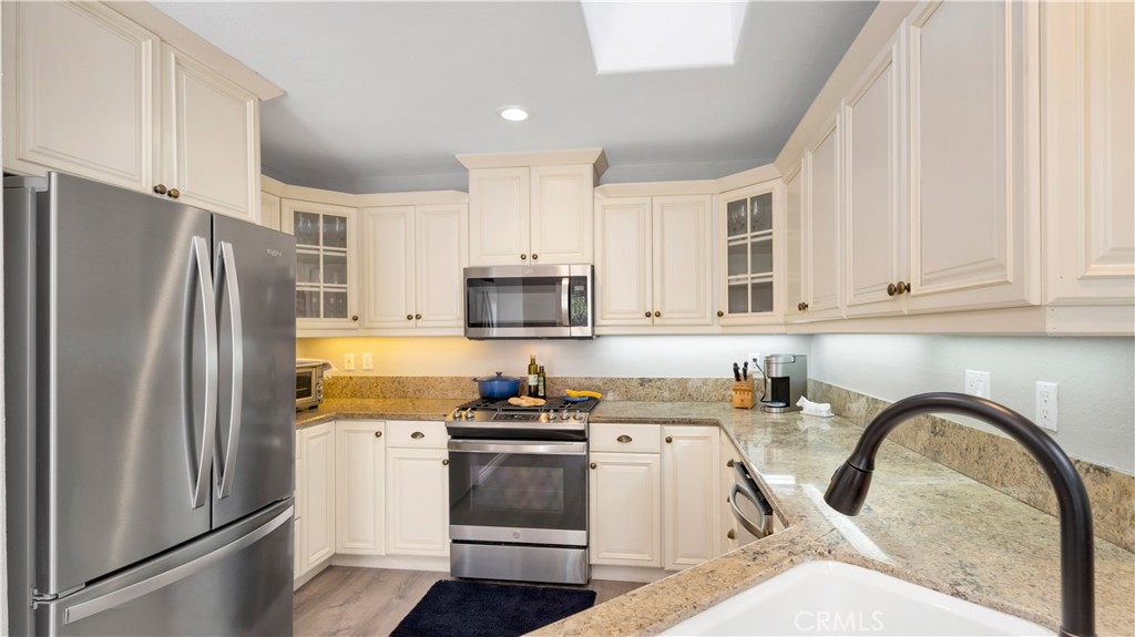 Crossing (CS) - Residential Lease