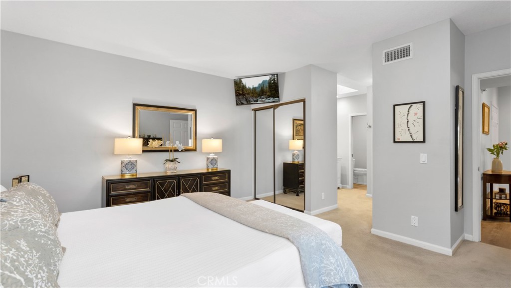 Crossing (CS) - Residential Lease