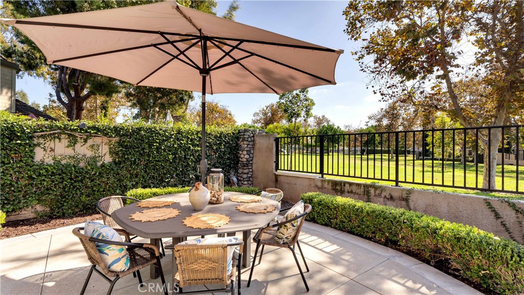 Crossing (CS) - Residential Lease