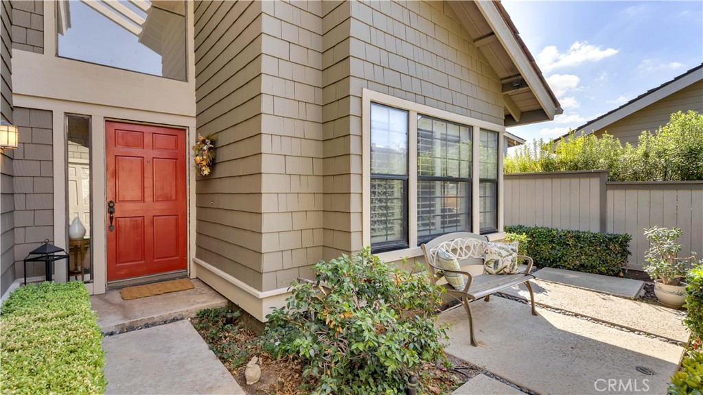 Crossing (CS) - Residential Lease
