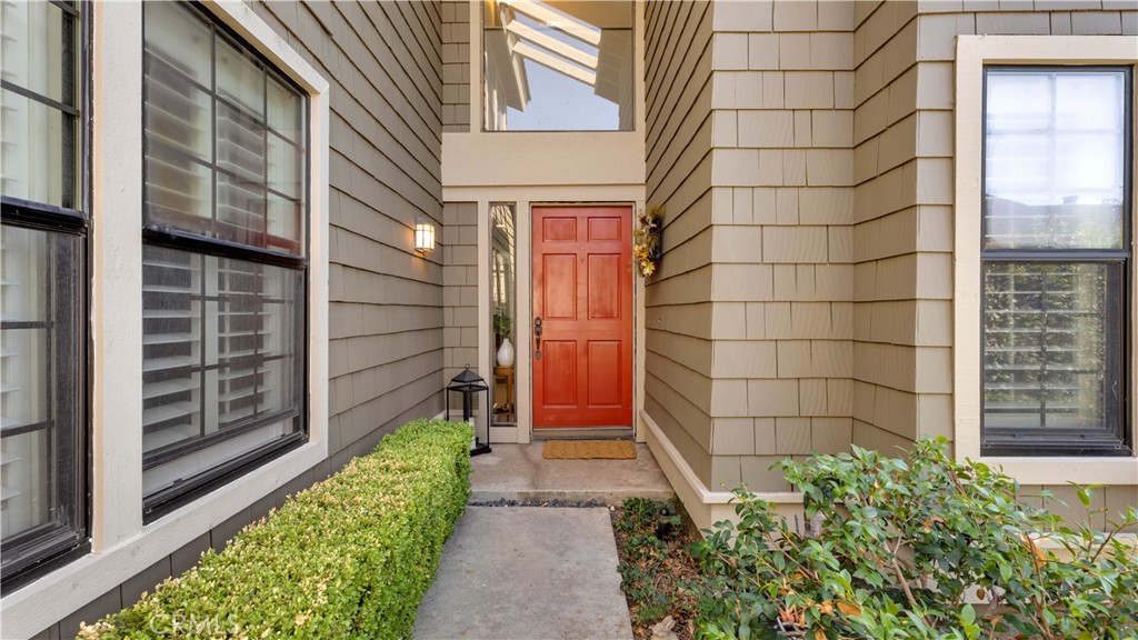 Crossing (CS) - Residential Lease