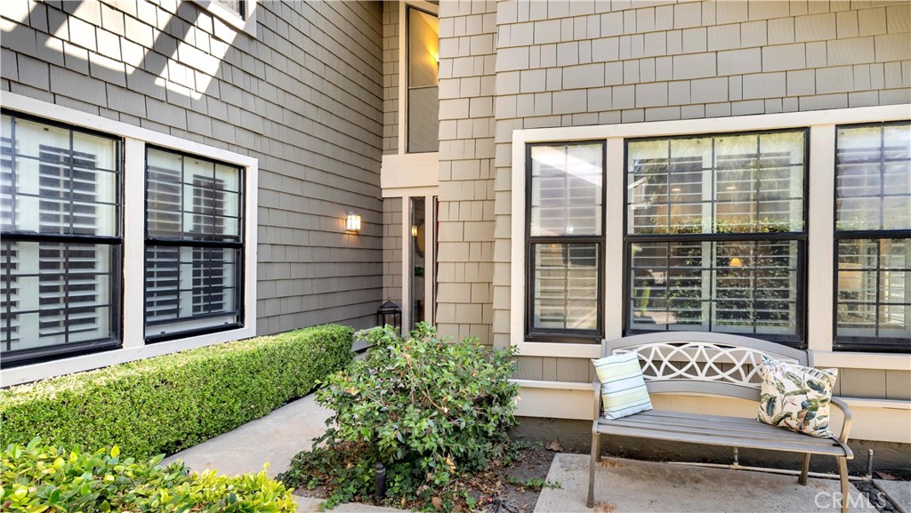 Crossing (CS) - Residential Lease
