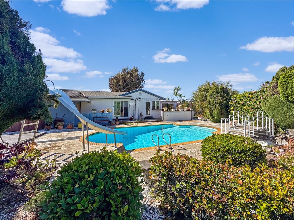 8131 Wenlock Cir, Huntington Beach, CA, 92646, USA, 3 Bedrooms Bedrooms, ,2 BathroomsBathrooms,Residential,Active,8131 Wenlock Cir,IG26059716
