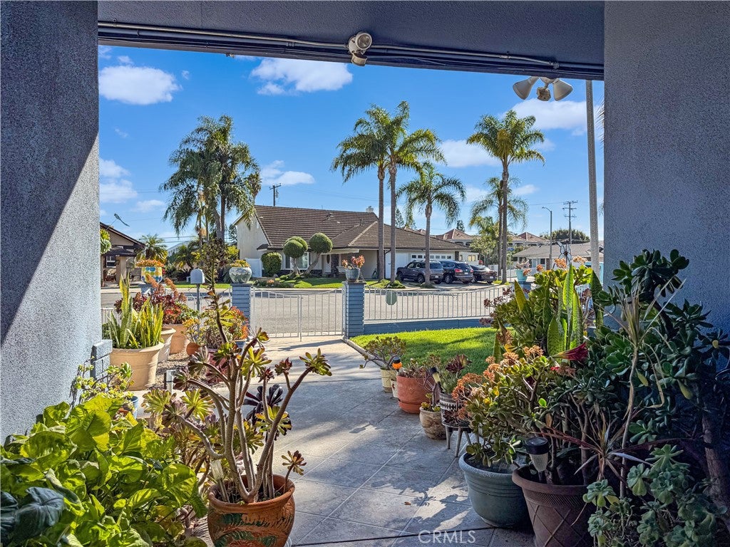 8131 Wenlock Cir, Huntington Beach, CA, 92646, USA, 3 Bedrooms Bedrooms, ,2 BathroomsBathrooms,Residential,Active,8131 Wenlock Cir,IG26059716