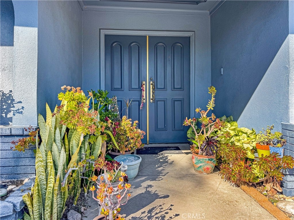 8131 Wenlock Cir, Huntington Beach, CA, 92646, USA, 3 Bedrooms Bedrooms, ,2 BathroomsBathrooms,Residential,Active,8131 Wenlock Cir,IG26059716