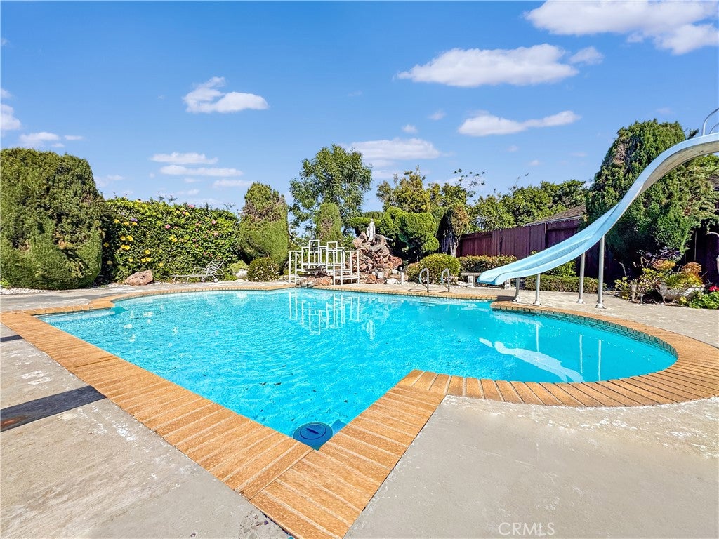 8131 Wenlock Cir, Huntington Beach, CA, 92646, USA, 3 Bedrooms Bedrooms, ,2 BathroomsBathrooms,Residential,Active,8131 Wenlock Cir,IG26059716