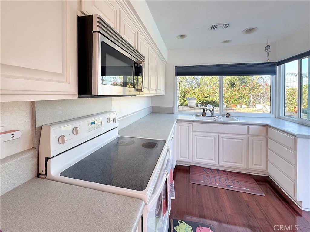 8131 Wenlock Cir, Huntington Beach, CA, 92646, USA, 3 Bedrooms Bedrooms, ,2 BathroomsBathrooms,Residential,Active,8131 Wenlock Cir,IG26059716