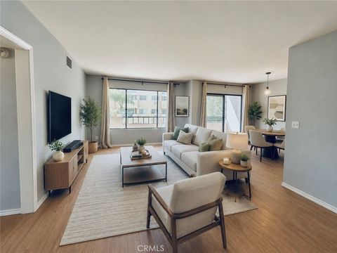 Photo of 700 Westmount DR #202, West Hollywood, CA 90069 (MLS # WS26141970)