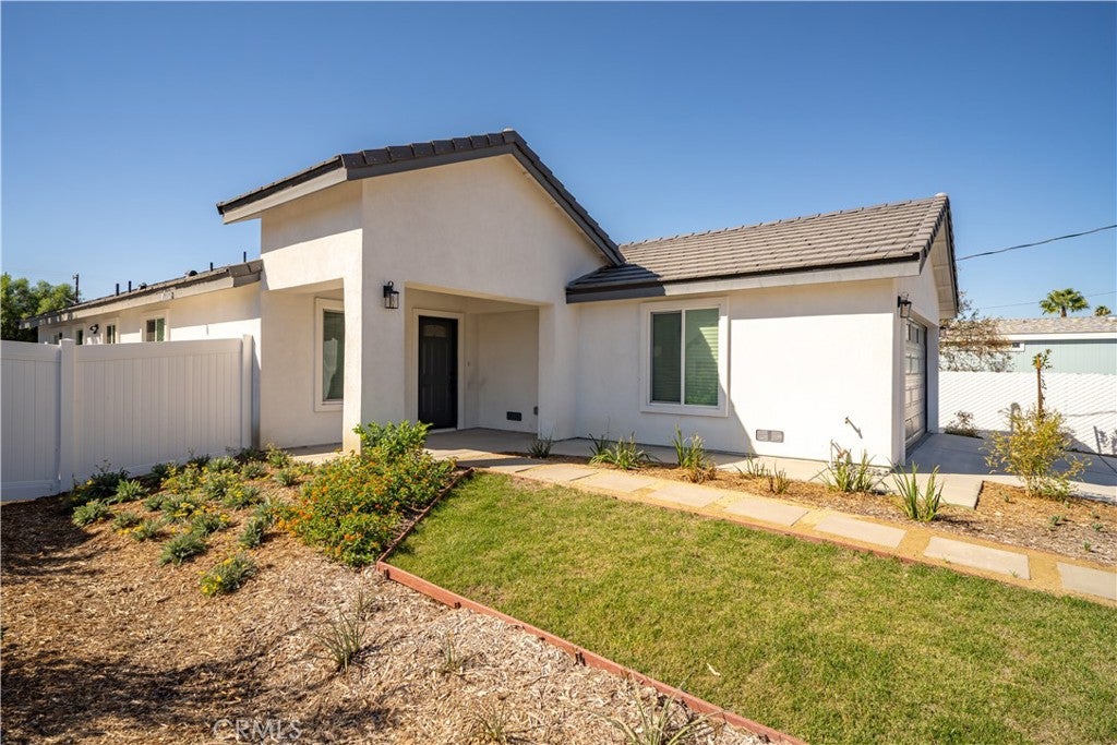 336 E Mead