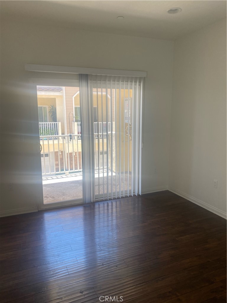 DALE VILLAS - Residential Lease