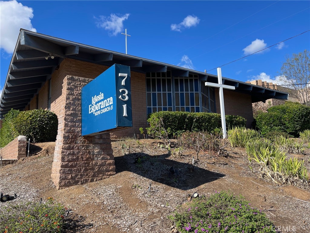 731 S Stage Coach Lane