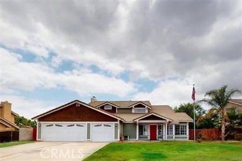 Photo of 2444 N Magnolia Ave, Rialto, CA 92377 (MLS # CV26087439)