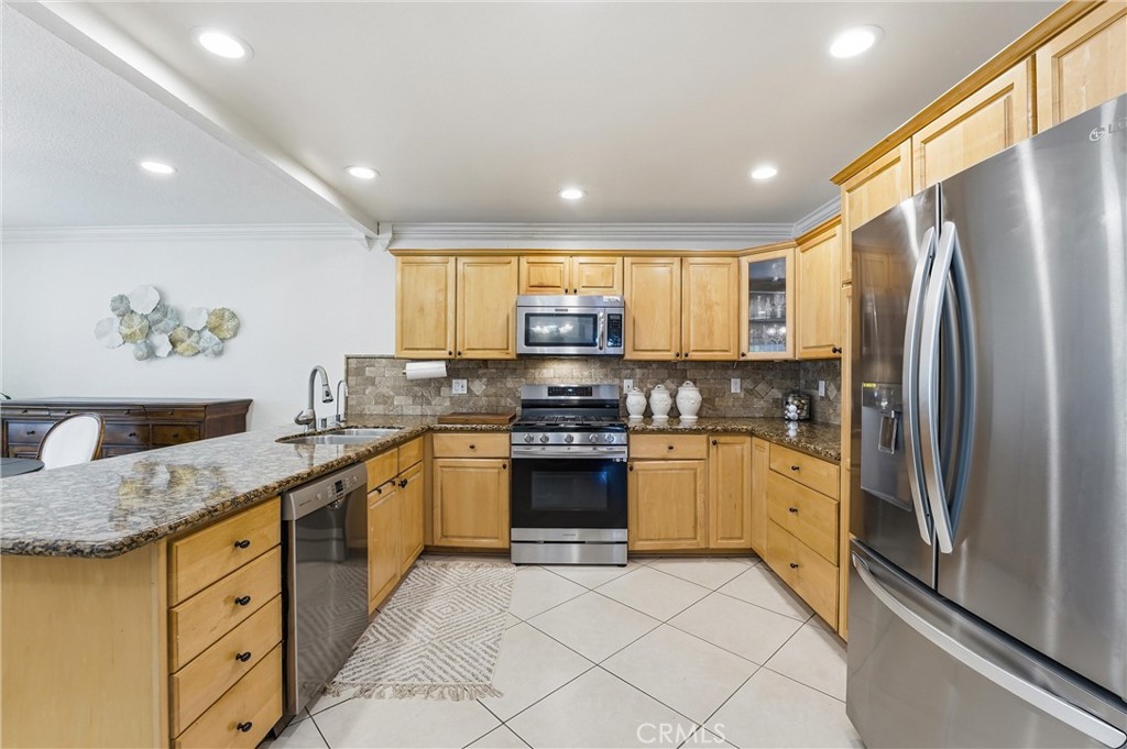 26781 Via Zaragosa, Mission Viejo CA 92691 - Photo 16