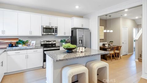 Photo of 1670 Phantom Lane, Rialto, CA 92376 (MLS # SW25265201)