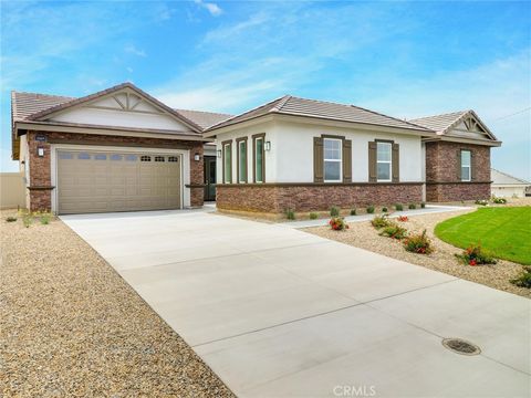 Photo of 35884 Wildwood Crest Drive, Yucaipa, CA 92399 (MLS # IV25252221)