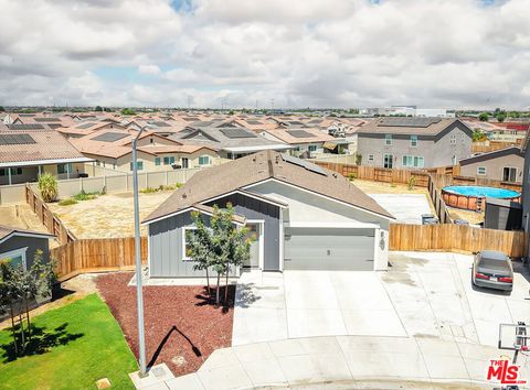 Photo of 7700 Nigu River Street, Bakersfield, CA 93311 (MLS # 26862427)