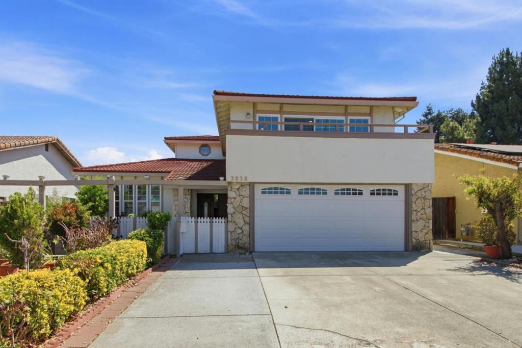 2838 Agua Vista Drive