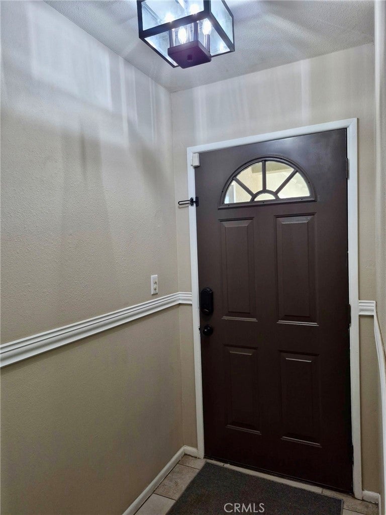 9785 Vine