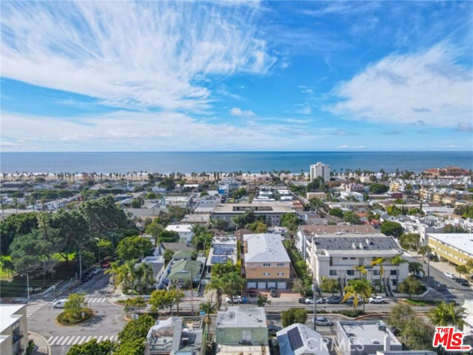Photo of 2233 4th Street #3, Santa Monica, CA 90405 (MLS # 26869129)