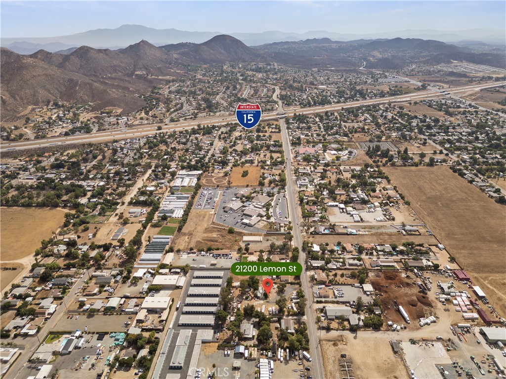 21200 Lemon Street