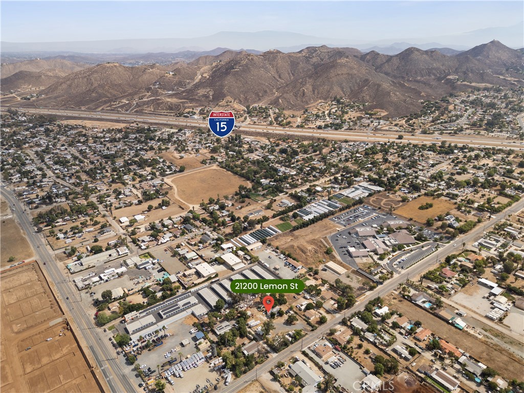21200 Lemon Street