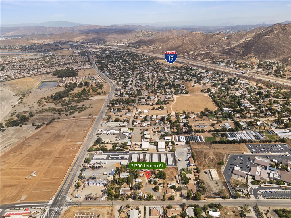 21200 Lemon Street