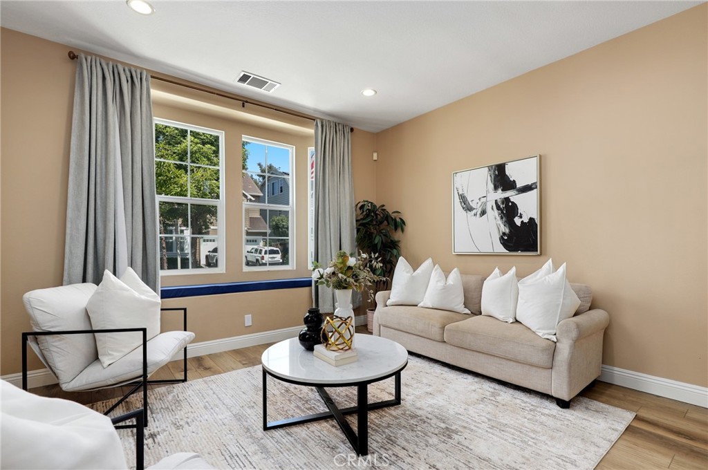7 Sachem Way