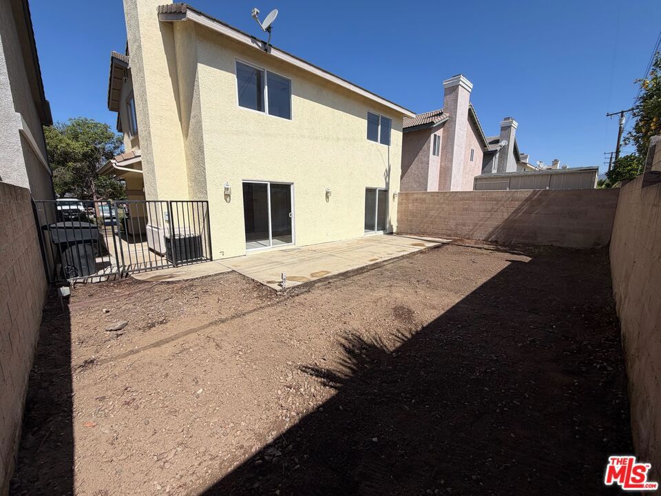 1242 Heritage Way