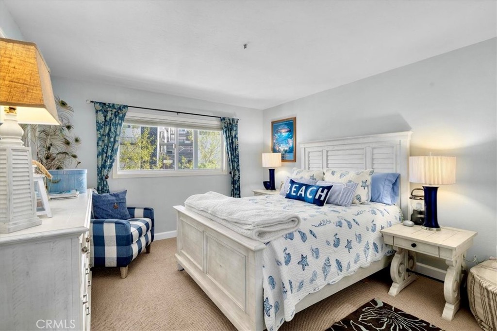 615 Esplanade 504