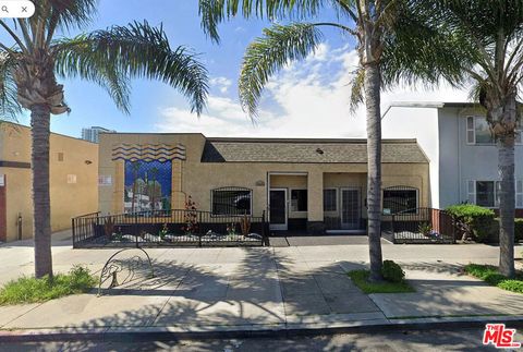 Photo of 427 Atlantic Avenue, Long Beach, CA 90802 (MLS # 26833609)