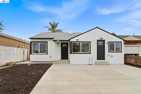 Photo of 1611 151St Ave AVE, San Leandro, CA 94578 (MLS # 41146555)
