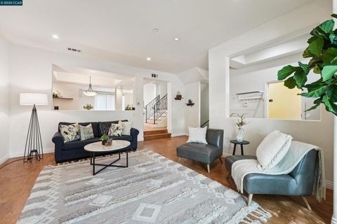 Photo of 1539 Geary Rd Rd #C, Walnut Creek, CA 94597 (MLS # 41109807)