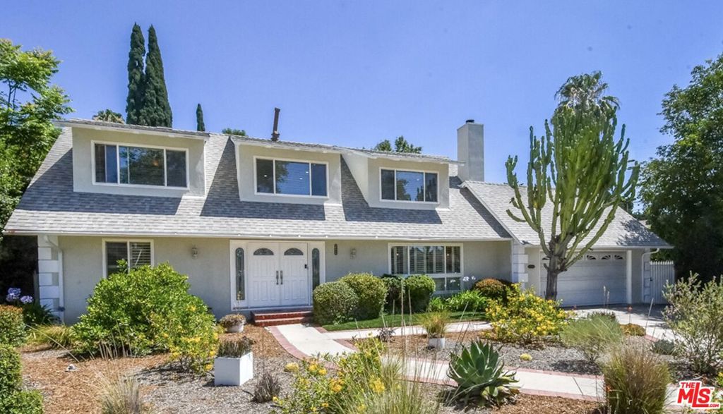 10828 Amigo Avenue, Porter Ranch CA 91326