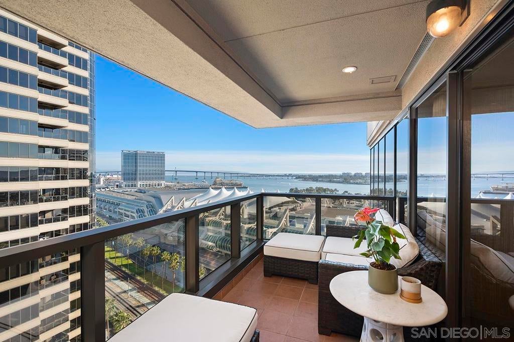 100 Harbor Drive 1906