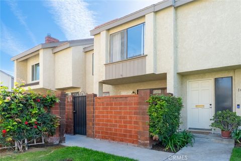 1024 W Lamark Lane Anaheim CA 92802