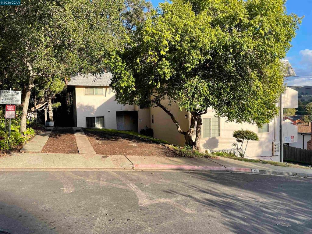 521 Laurel Ave
