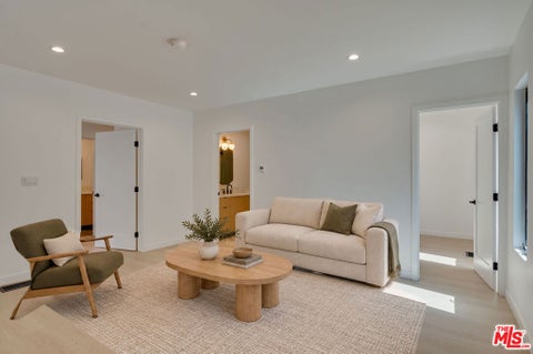 Photo of 1223 Havenhurst Drive #2, West Hollywood, CA 90046 (MLS # 26102131)