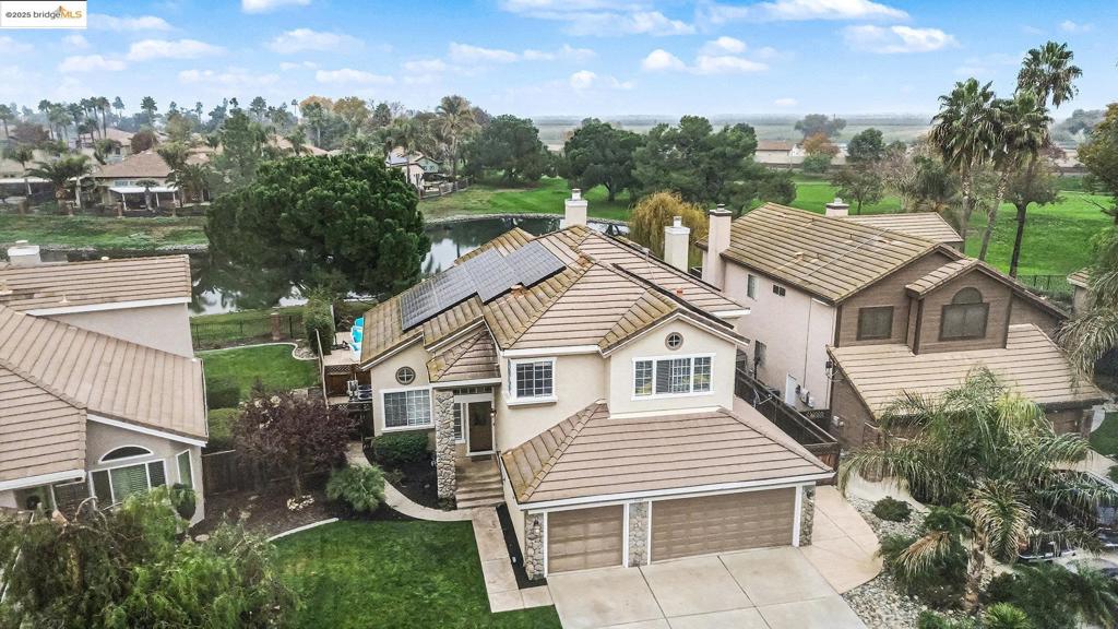 DISCOVERY BAY COUNTRY CLUB - Residential