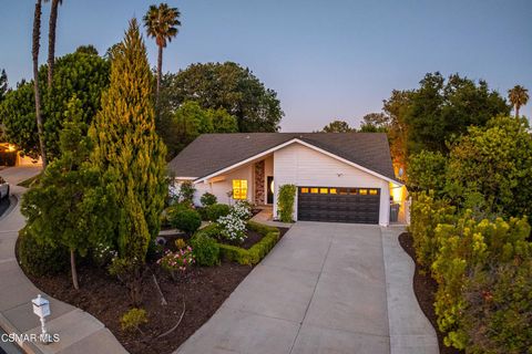 Photo of 298 Trailside Court, Newbury Park, CA 91320 (MLS # 226002206)
